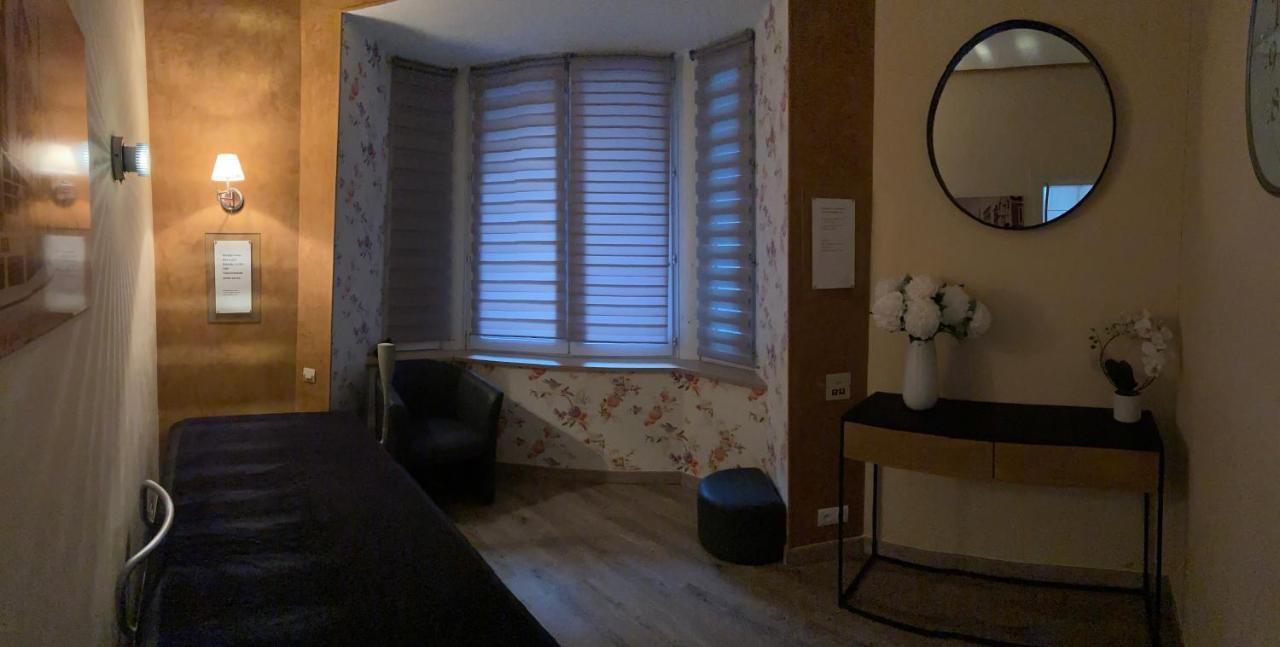 Hotel Calme Des Pins & Spa Les Sables-dʼOlonne Exteriör bild