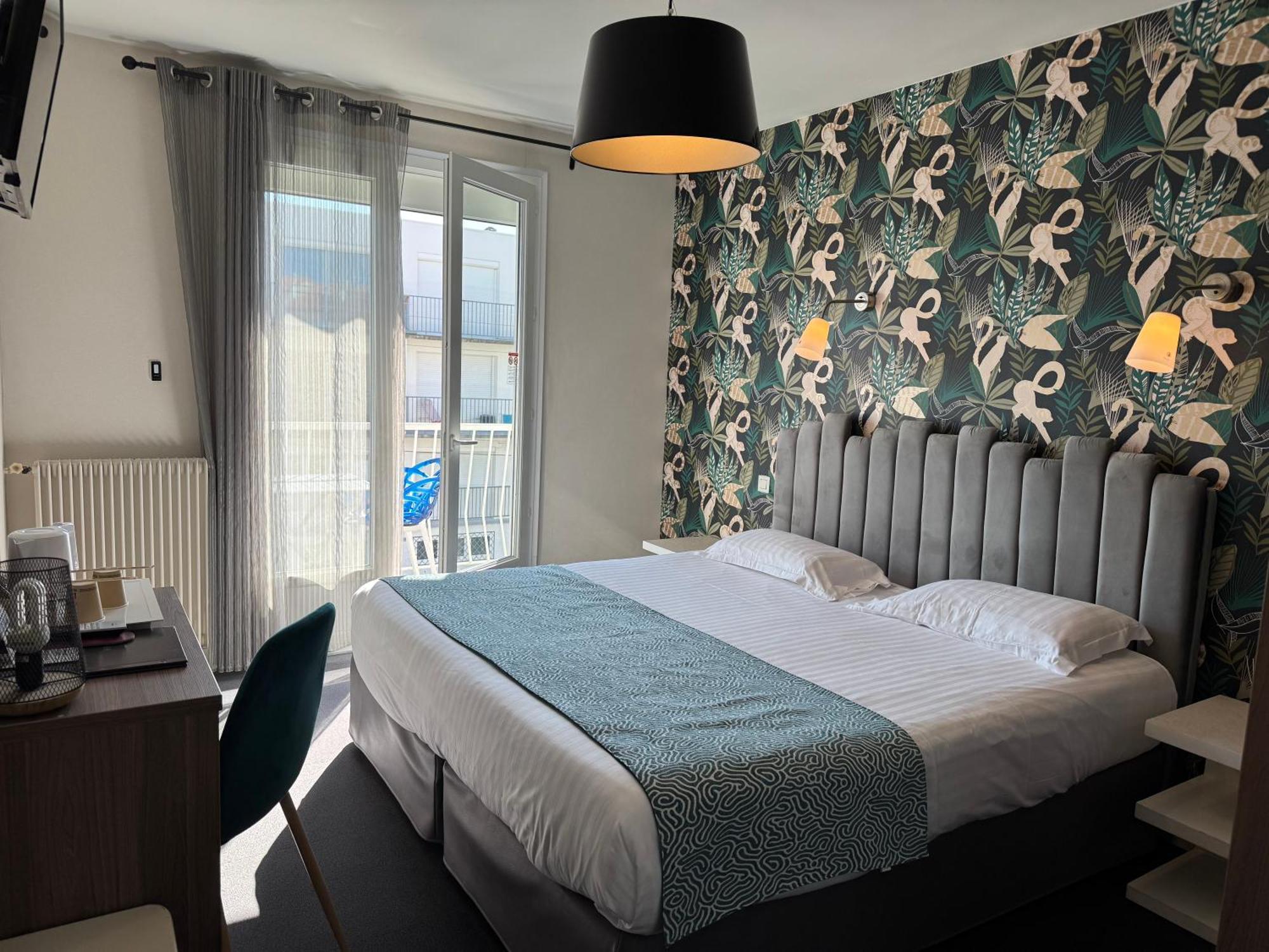 Hotel Calme Des Pins & Spa Les Sables-dʼOlonne Exteriör bild