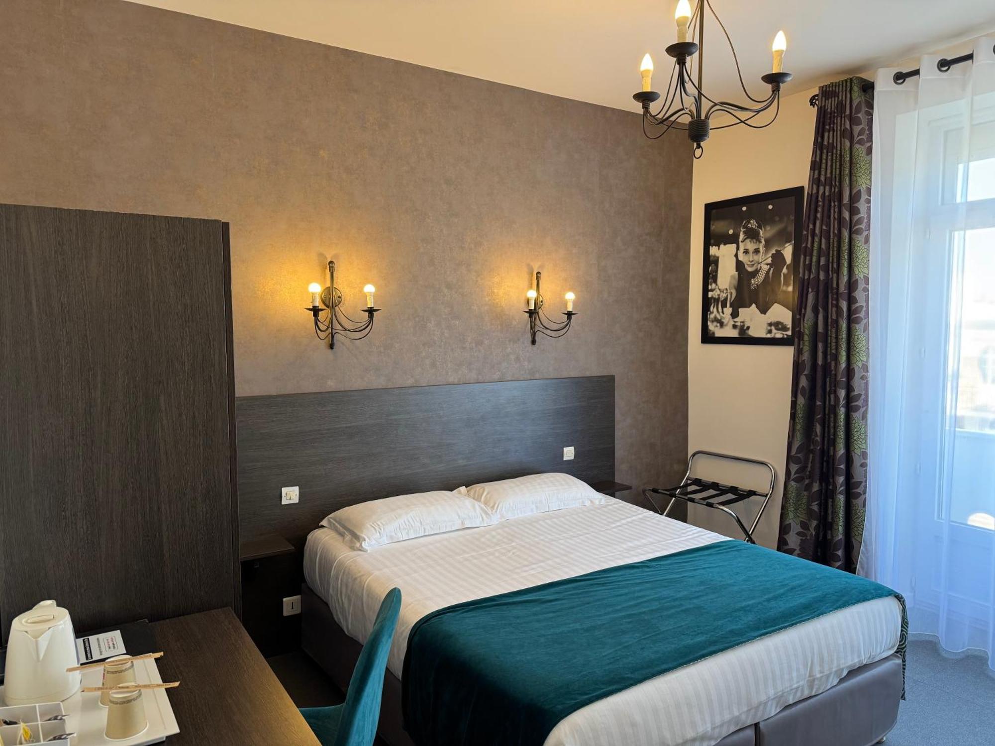 Hotel Calme Des Pins & Spa Les Sables-dʼOlonne Exteriör bild