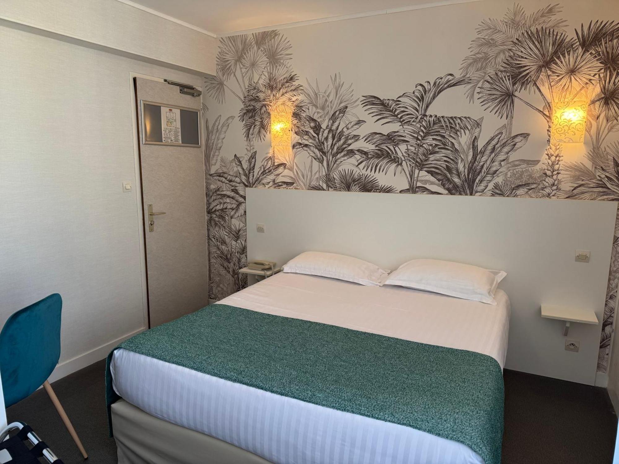 Hotel Calme Des Pins & Spa Les Sables-dʼOlonne Exteriör bild