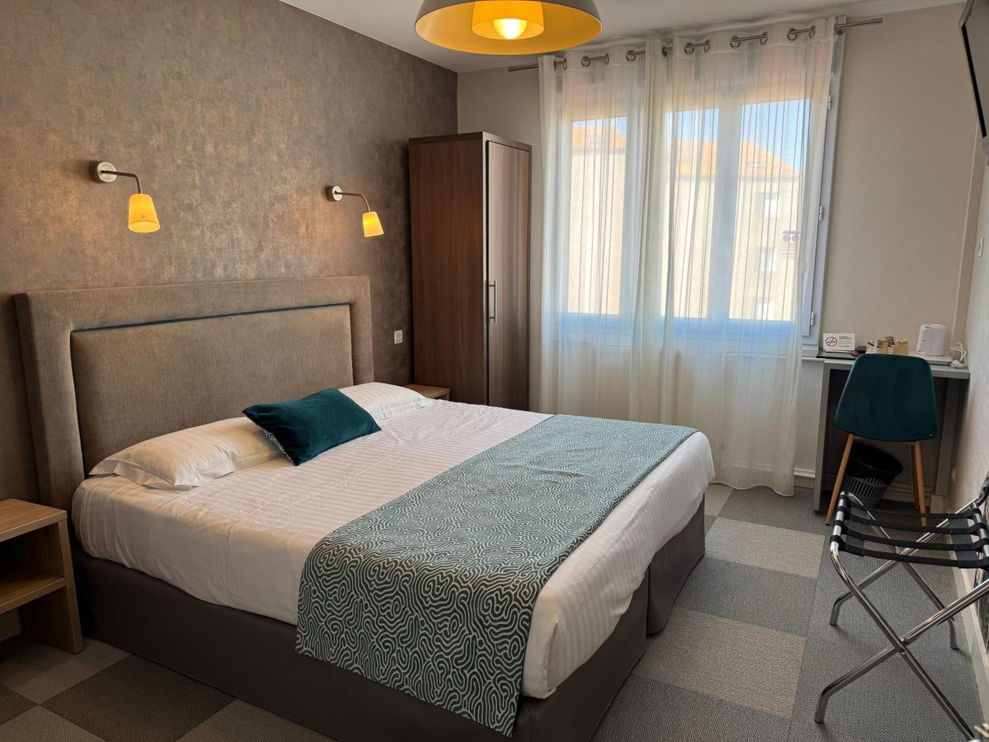 Hotel Calme Des Pins & Spa Les Sables-dʼOlonne Exteriör bild